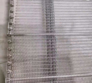 La catégorie comestible adaptée aux besoins du client 304 solides solubles câblent le lien de Mesh Conveyor Belt Metal Chain
