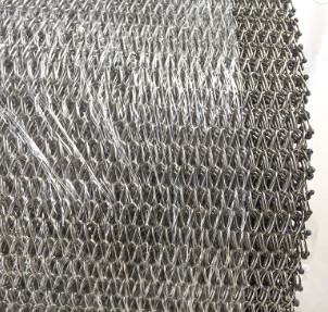 Bande de conveyeur en arête de poisson industrielle de l'acier inoxydable 316 de solides solubles 304 pour la nourriture