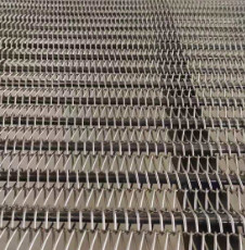 La bande de conveyeur de fil d'acier inoxydable de la catégorie comestible 304 de lien d'oeil a adapté la taille aux besoins du client